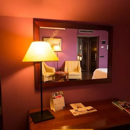 Hotel Segovia Sierra De Guadarrama Los Angeles de San Rafael