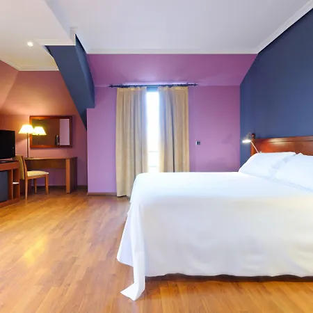 Отель Segovia Sierra De Guadarrama 4*