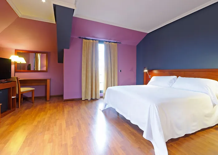 Hotel Segovia Sierra De Guadarrama 4*